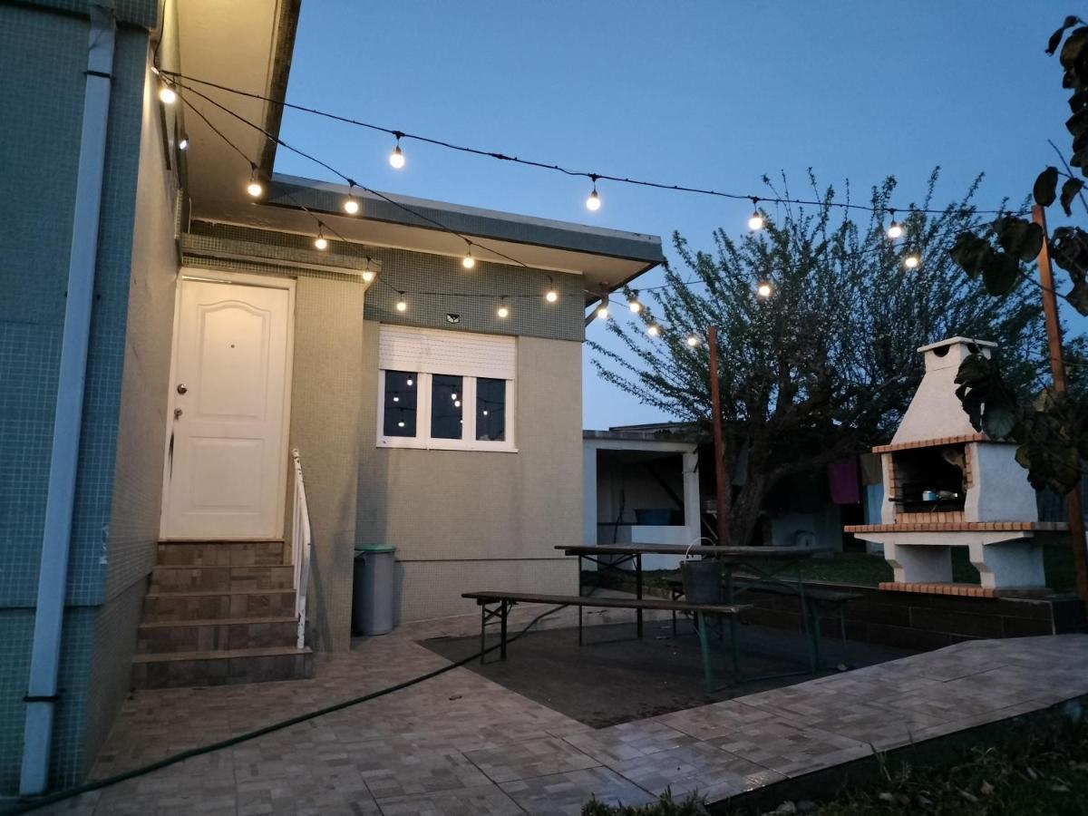 House With Pool And Garden In Esmoriz Near Porto Villa ภายนอก รูปภาพ